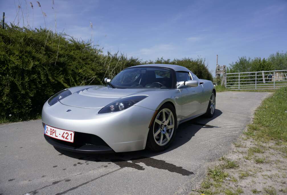 Tesla Signature