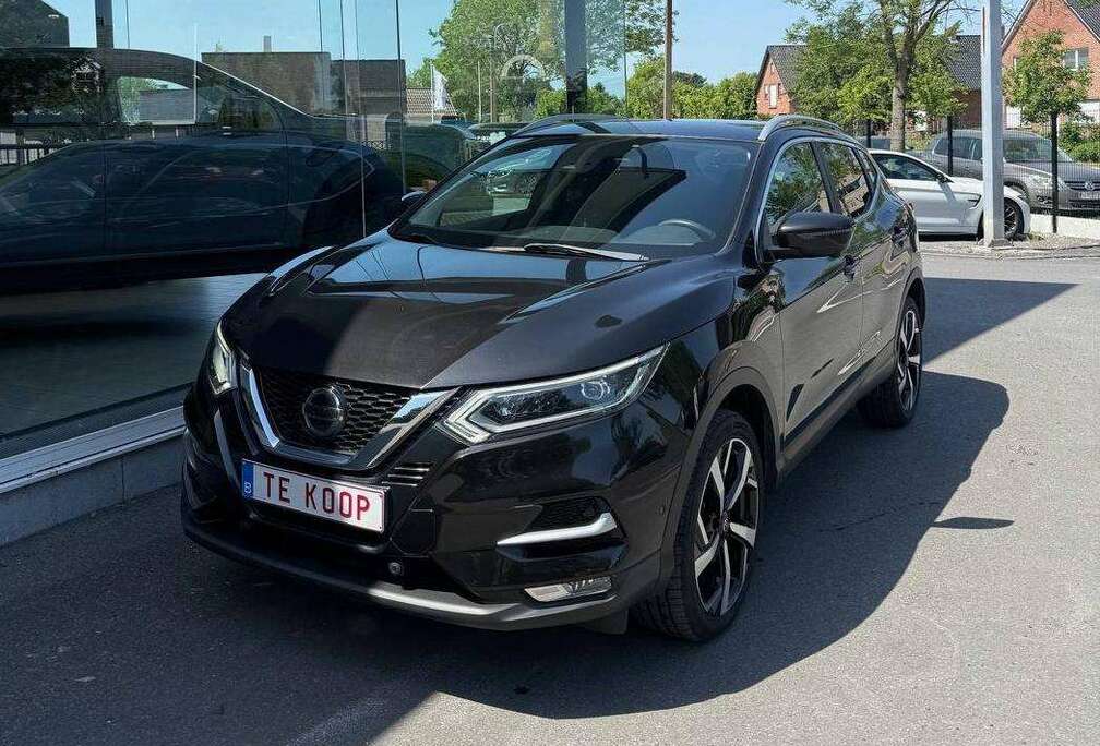 Nissan Qashqai 1.2 DIG-T 360 camera dab navi leder