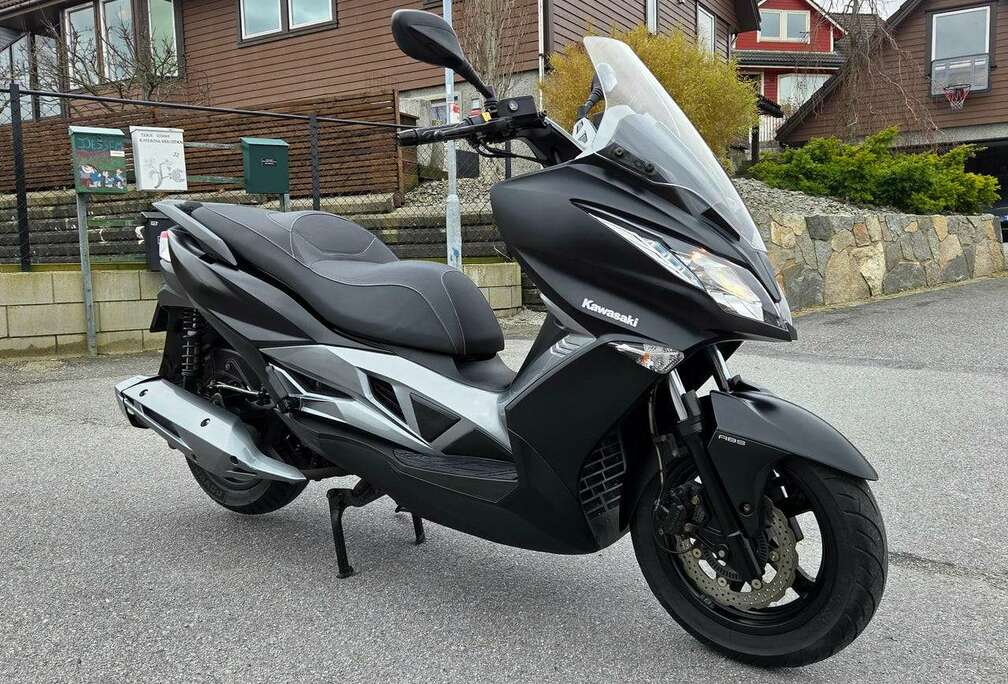Kawasaki J125