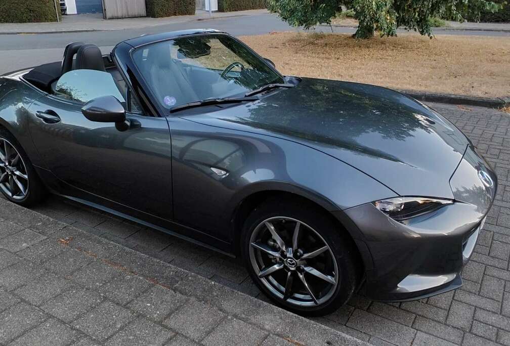 Mazda 2.0i