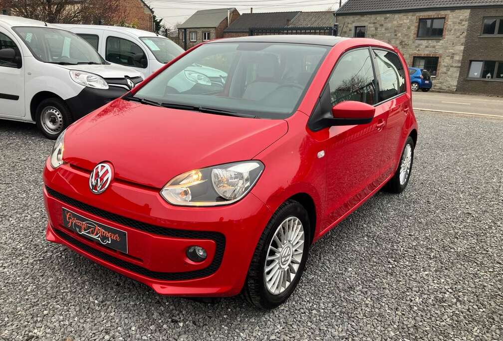 Volkswagen 1.0i siege chaufant toit pano *revisee et garantie