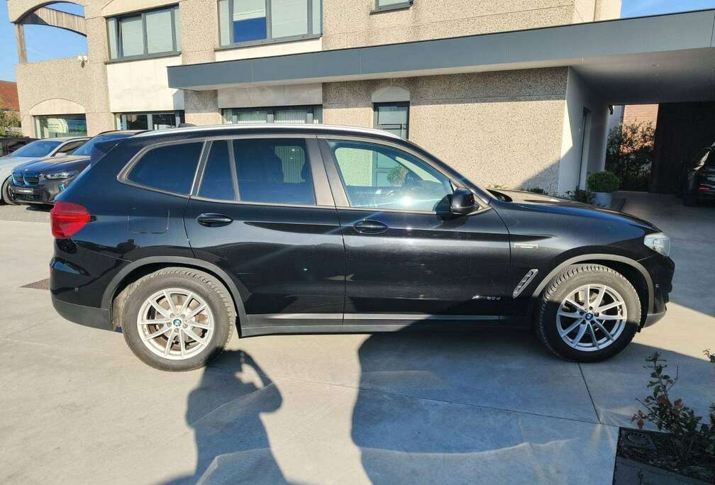 BMW X3 2.0 dA xDrive25 (EU6c)