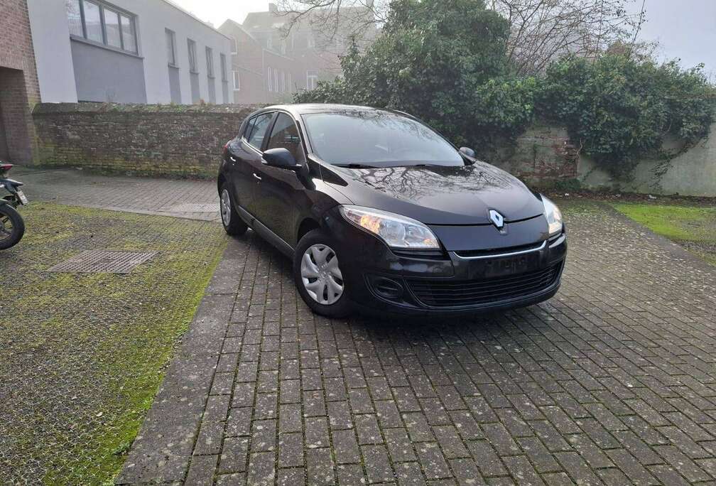Renault PRETE A IMMATRICULÉ AVEC 1AN DE GARANTIE