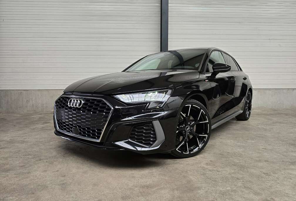 Audi AUTO  S-LINE  APPLE CARPLAY  TVA