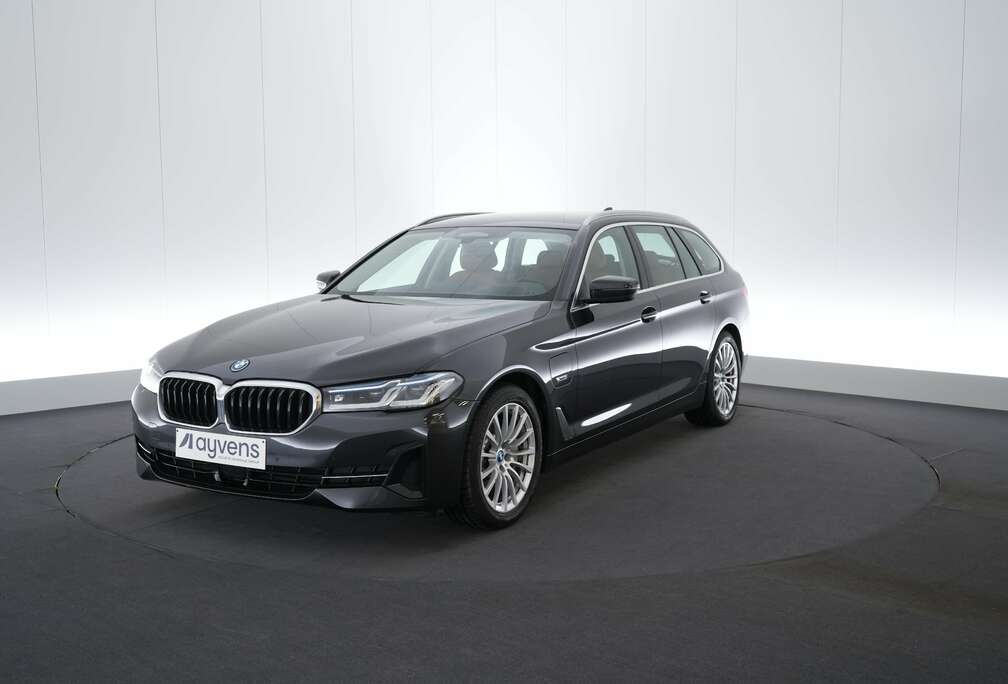 BMW 5 Touring 530e xDrive PHEV Luxury LEDER/CUIR Adapt