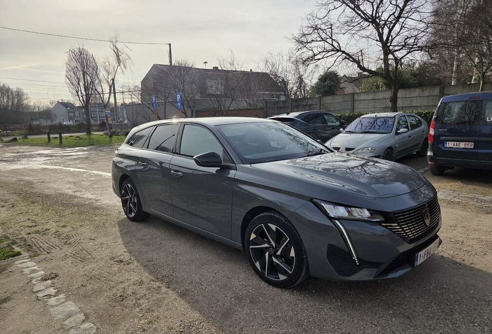 Peugeot SW 1.2 PureTech Allure S