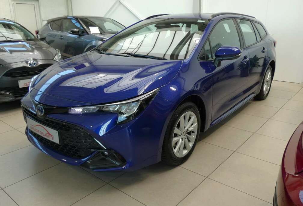 Toyota TOURING 1.8 Hybrid 140pk Dynamic +GPS +CARPLAY