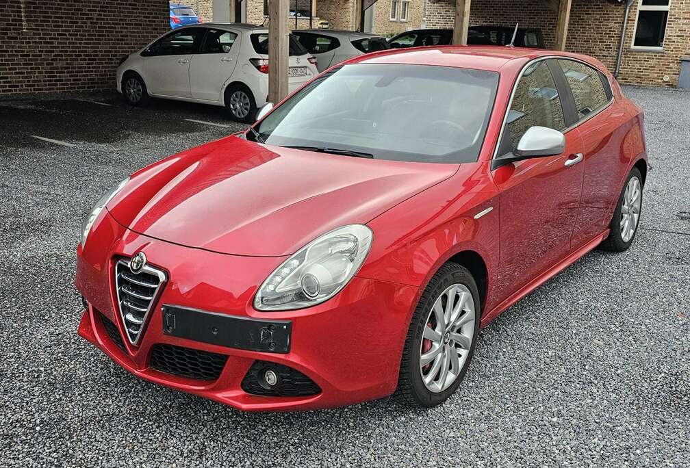 Alfa Romeo 1.4 TB *GPS*CRUISE*CAPTEURS*BLUETOOTH*LED*JANTES