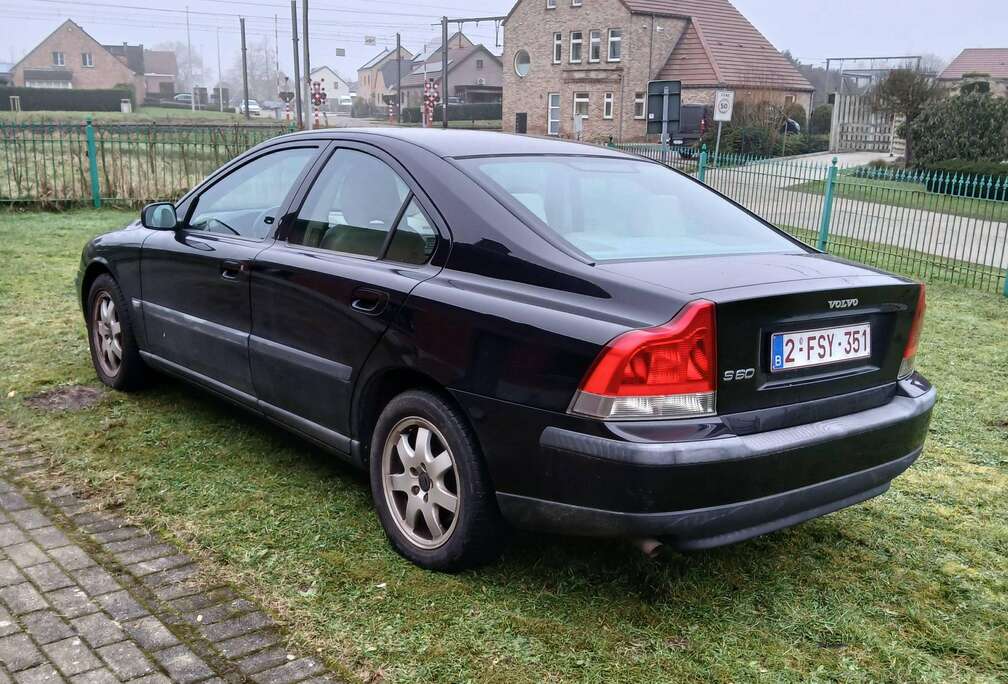 Volvo S60 2.4i 20v Elegance