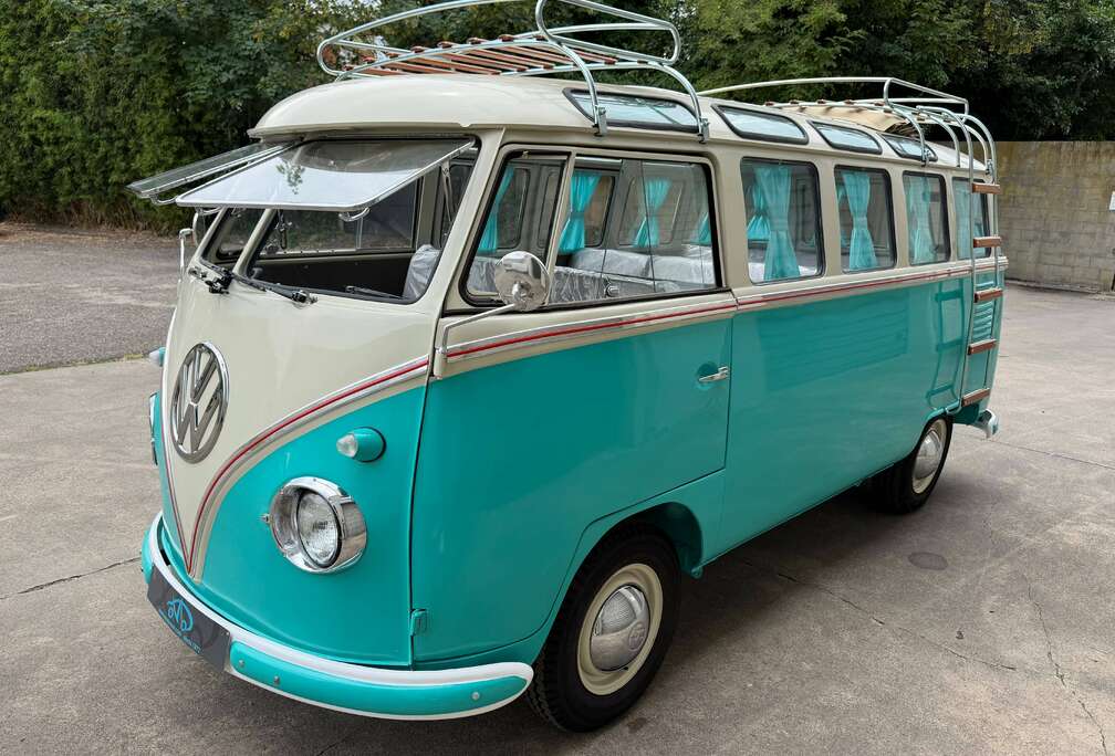 Volkswagen Kombi Samba Style 23 Window Safari Windows