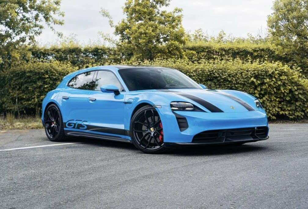 Porsche Taycan Sport Turismo GTS Full Miami Blue