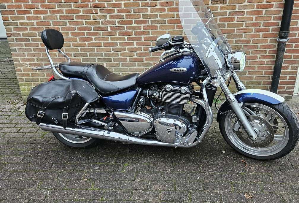 Triumph Thunderbird