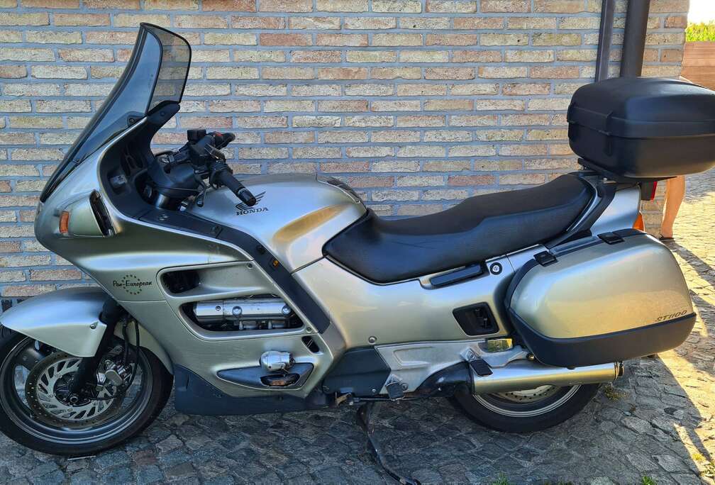 Honda 1100cc
