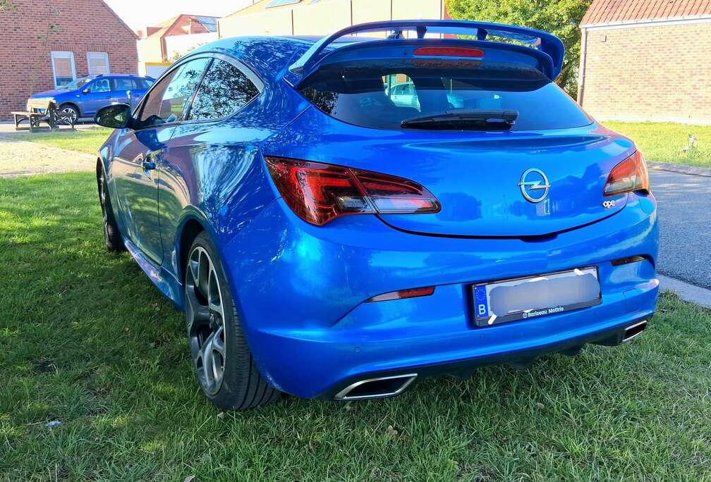 Opel OPC 2.0 Turbo