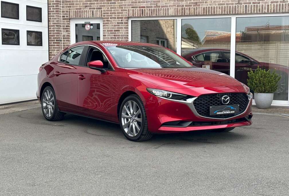 Mazda 3 2.0 M-HYBRID Sedan / Automaat / 35000km