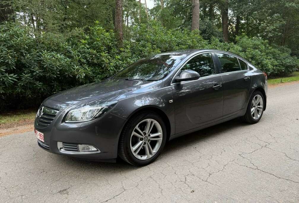 Opel Insignia 2.0 CDTi Cosmo DPF
