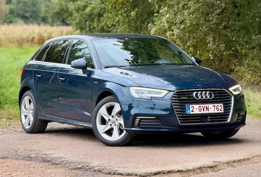Audi A3 Sportback e-tron 1.4 TFSI PHEV Design S tronic (150 kW)