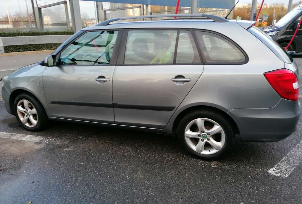 Skoda Fabia SW 1.6 CR TDi Active DPF