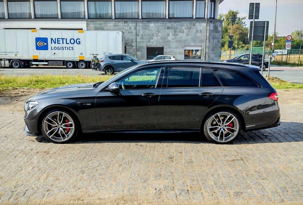 Mercedes-Benz AMG E 53 4Matic+ T AMG Speedshift TCT-9G
