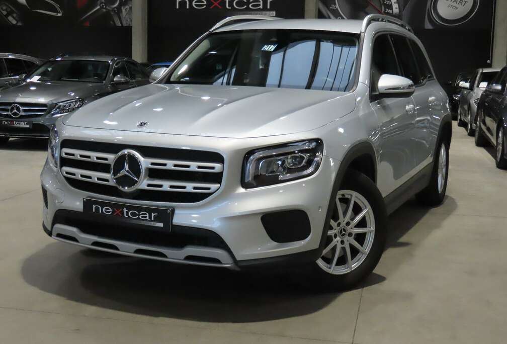 Mercedes-Benz d 8GTRONIC *CUIR/TISSU-LED-CRUISE-NAVI-PARKTRONIC*