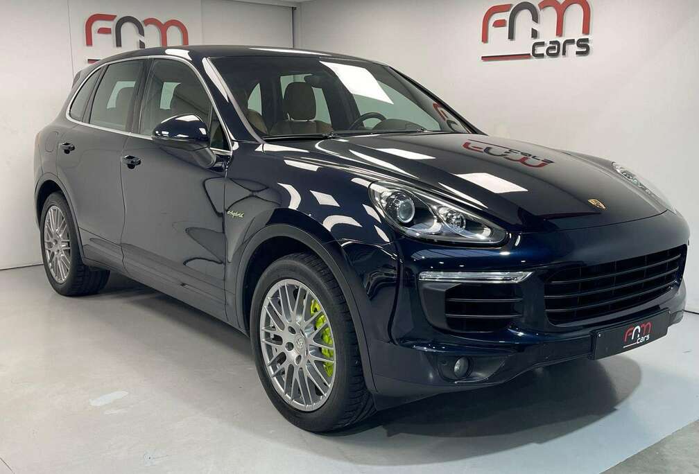 Porsche S Hybrid Tiptronic 136.000km bwj2017 Garantie