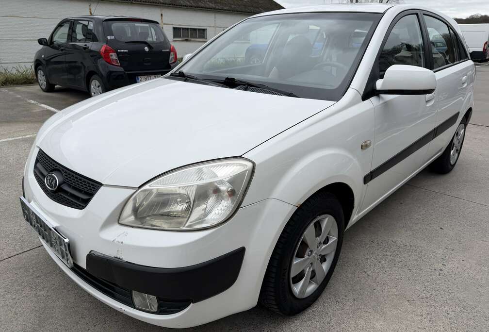 Kia Rio 1.6i EX automatique