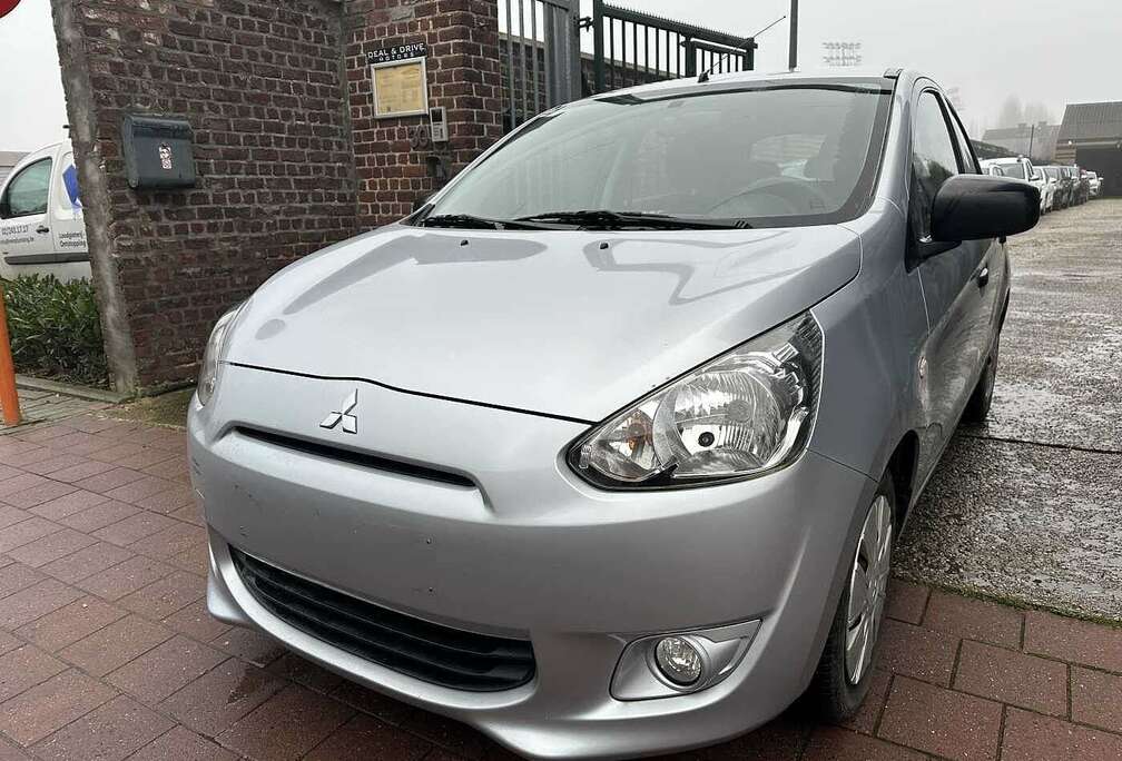 Mitsubishi 1.0I MET 137DKM HANDELAARS & EXPORT