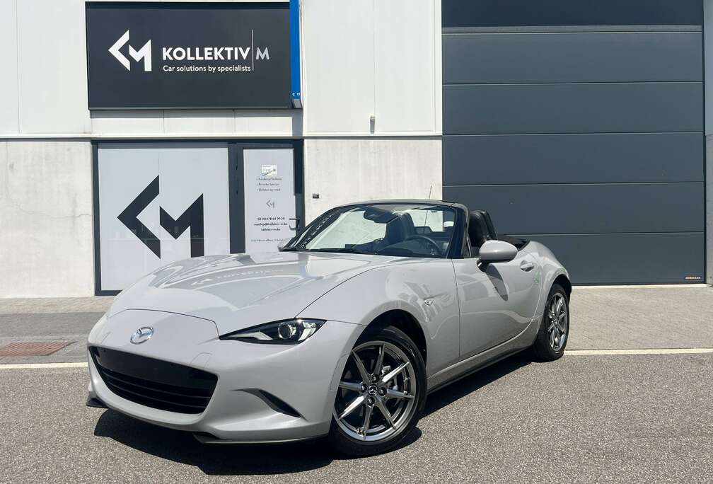 Mazda 1.5i Exclusive-Line / Bose / Leder / Camera / 4.989 km / Aero Gray / Nieuwstaat / Garantie tot 2031