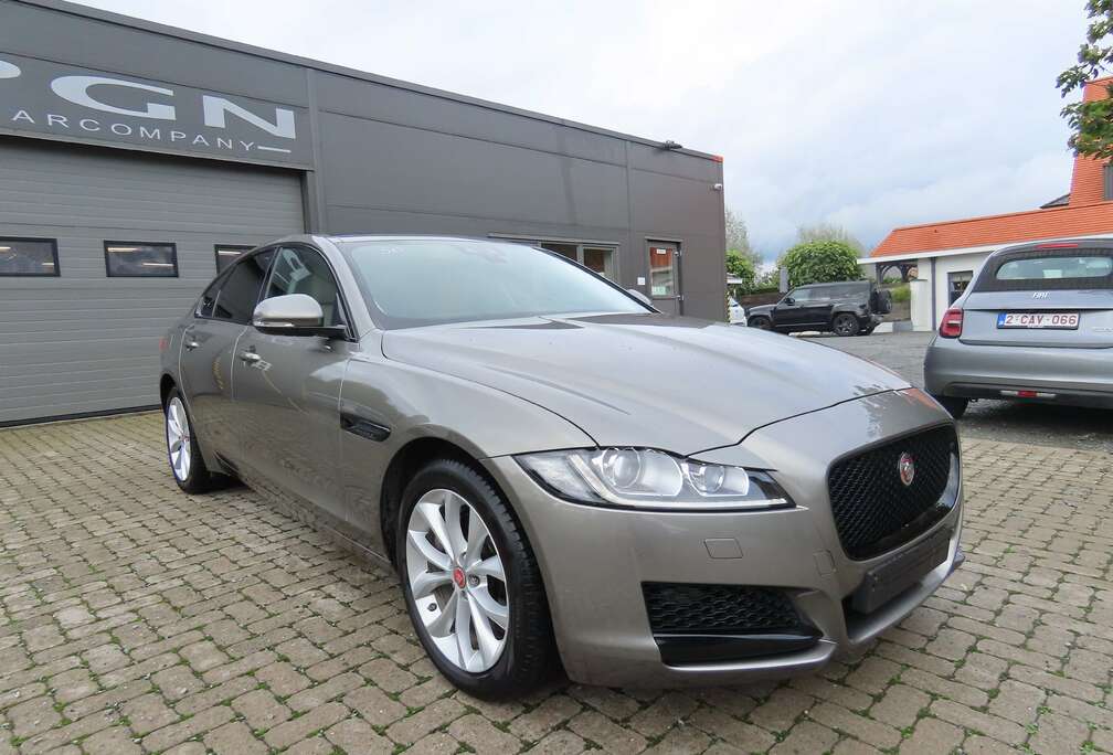 Jaguar 2.0 T  BENZINE Portfolio (EU6.2)