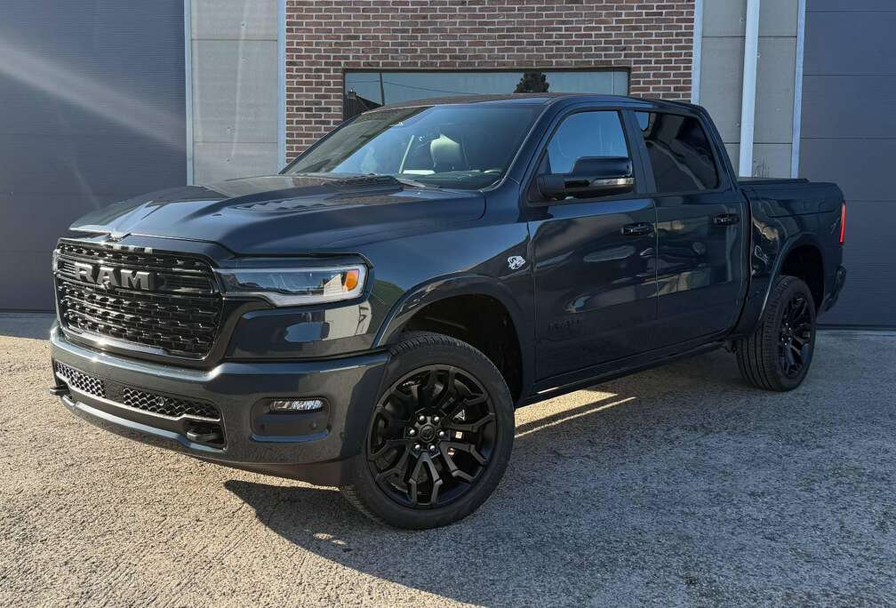 Dodge Model 2026 Limited Night 5.7 V8 €87.900 ,-excl btw