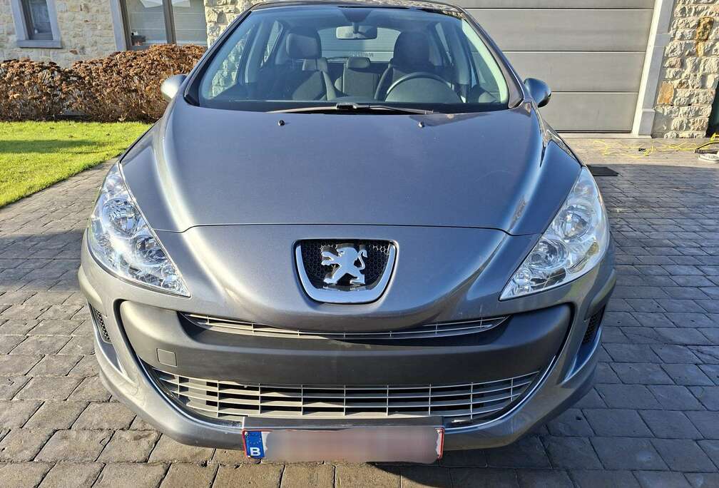 Peugeot 1.4i Confort