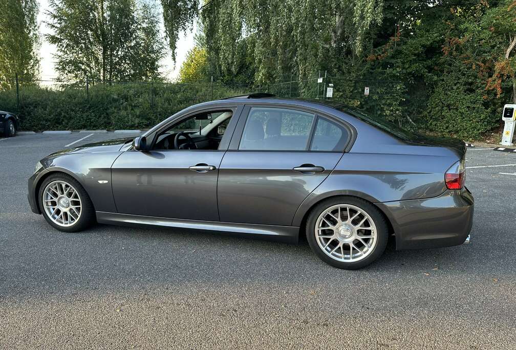BMW E90