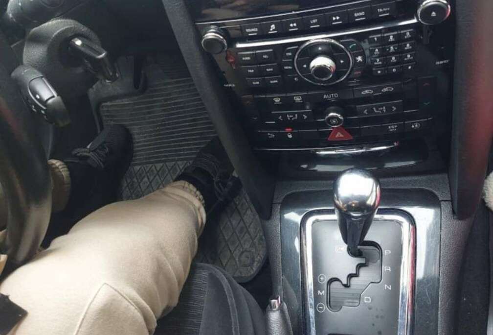 Peugeot HDi 135 Automatik Platinum