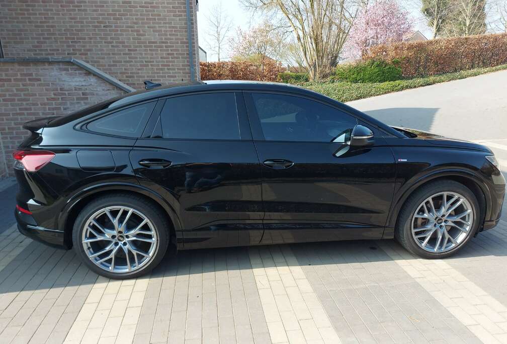 Audi 204ch 40 S line sportback 82kwh