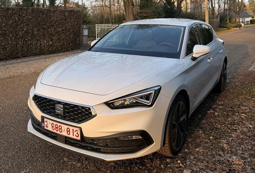 SEAT Leon e-Hybrid 1.4 Xcellence DSG (150 kW)