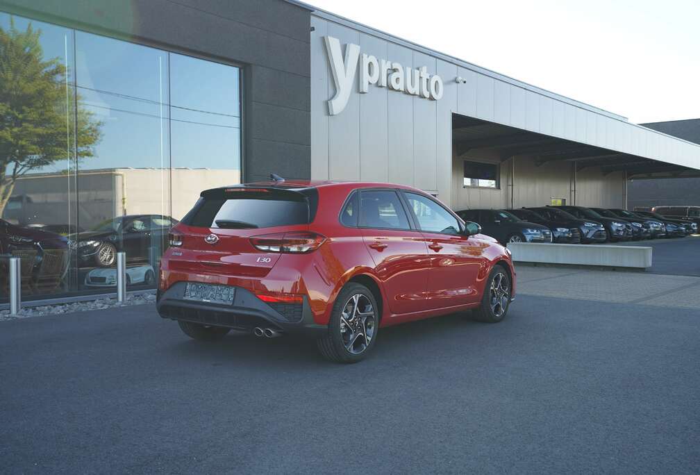 Hyundai i30 1.0 T-GDi N-Line Nightpack AppleAndroid DAB 17\