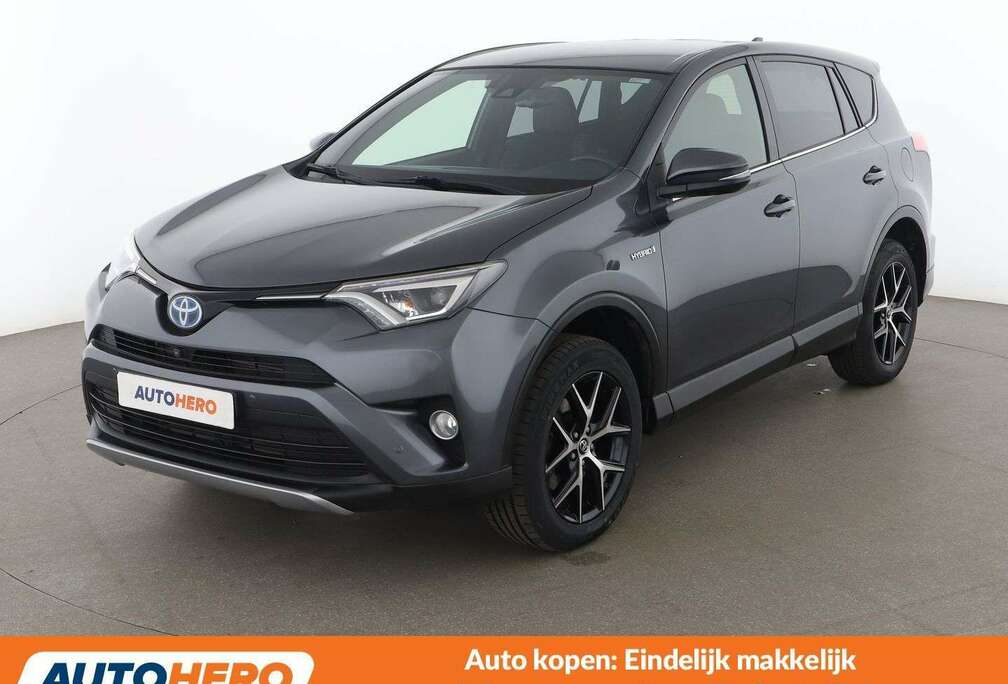 Toyota 2.5 Hybrid Active