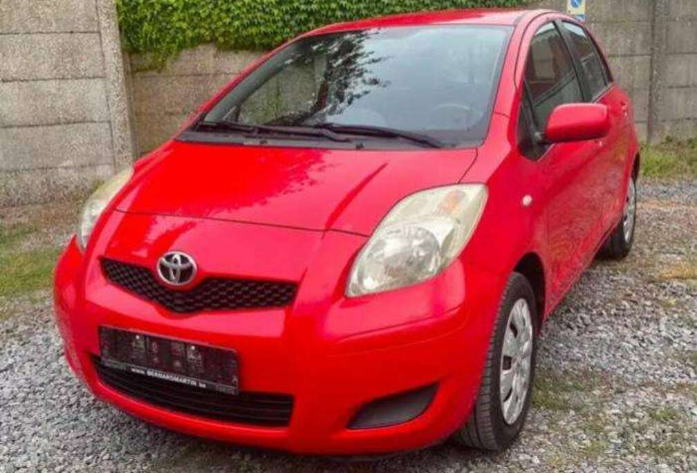 Toyota Yaris 1.0 - 69 VVT-i Série Limitée Les Bleus