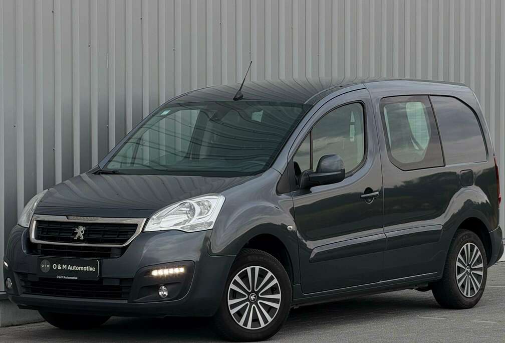 Peugeot Partner 1.6 BlueHDi L1H1 2017 Euro 6b Lichte vracht - BTW Wagen - Cruise controle - Apple CarPlay