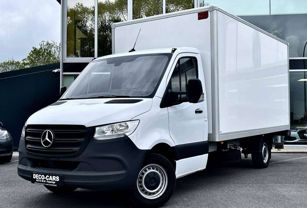Mercedes-Benz MEUBELBAK / LAADBRUG / 3 ZIT / AIRCO / BLUETOOTH /