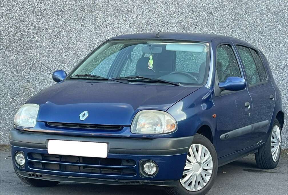 Renault Renault Clio 1.2i - Essence - 177.000 km