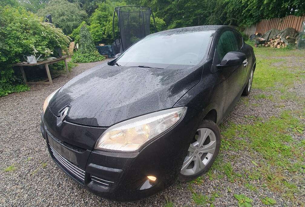 Renault Mégane Coupé 1.5 dCi Privilège FAP