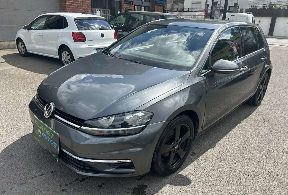 Volkswagen 1.0 TSI  5 PORTES AIRCO GPS BLUETOOTH BIP AV ET AR CAMERA DE RECULE GARANTIE 12 MOIS