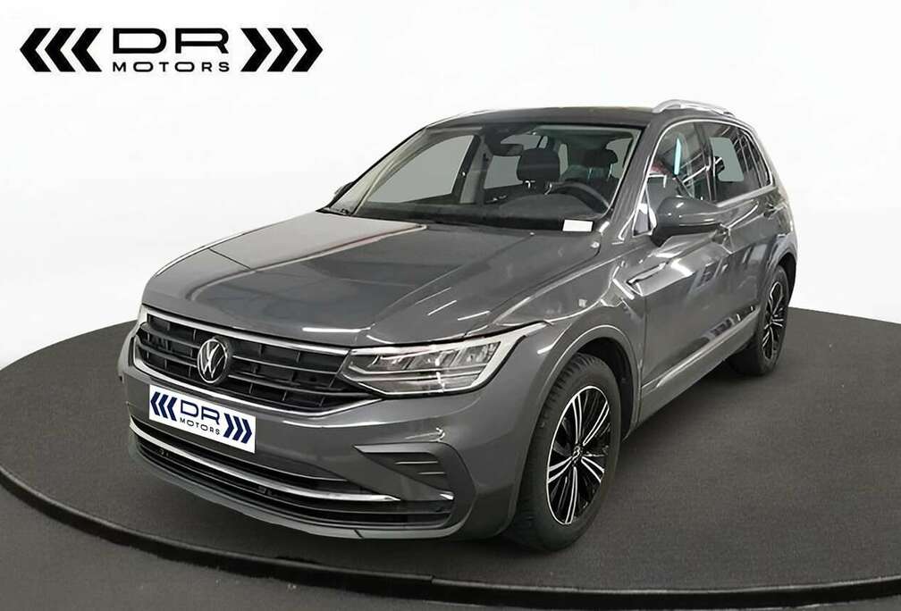 Volkswagen 1.5 TSI BUSINESS LINE - TOPSTAAT