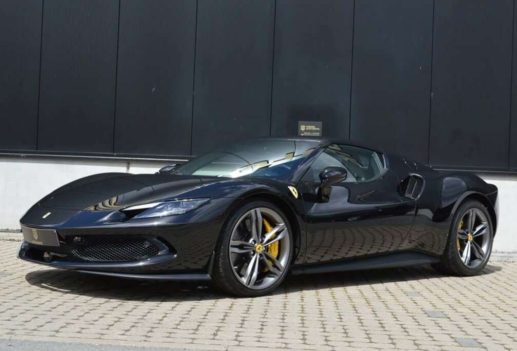 Ferrari 3.0 V6 Hybride 5.500 km - NEW