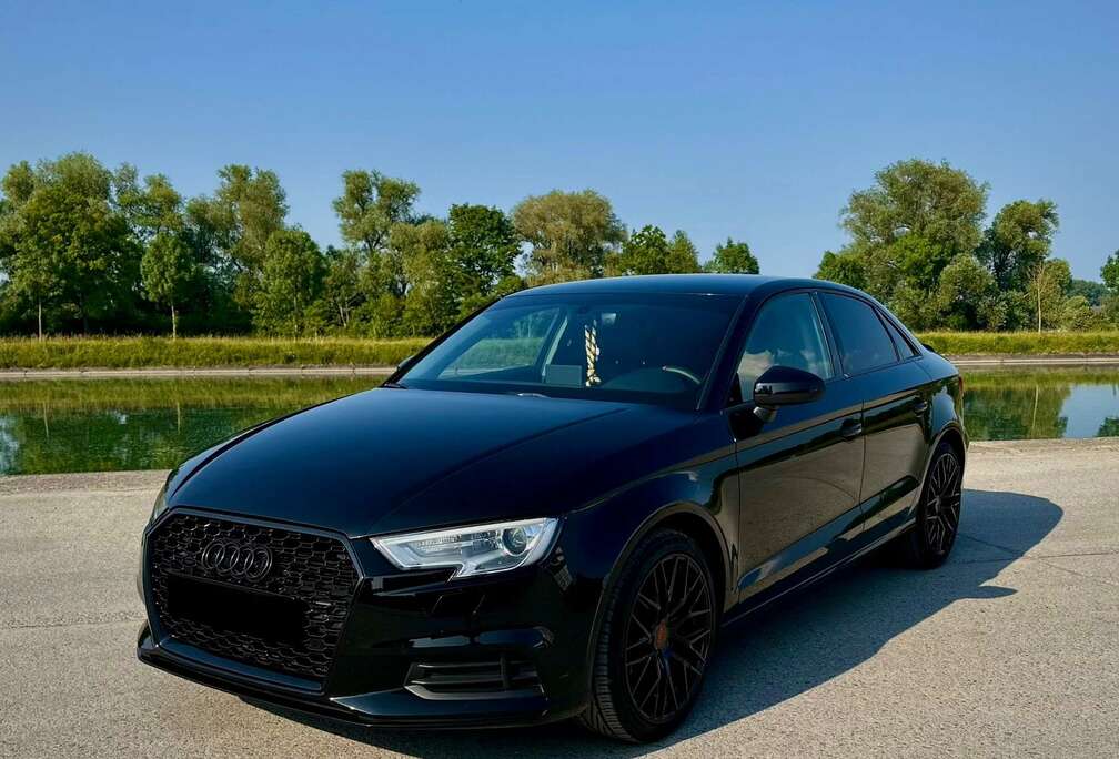 Audi A3 Limousine 1.6 TDi S tronic AUTOMATIQUE