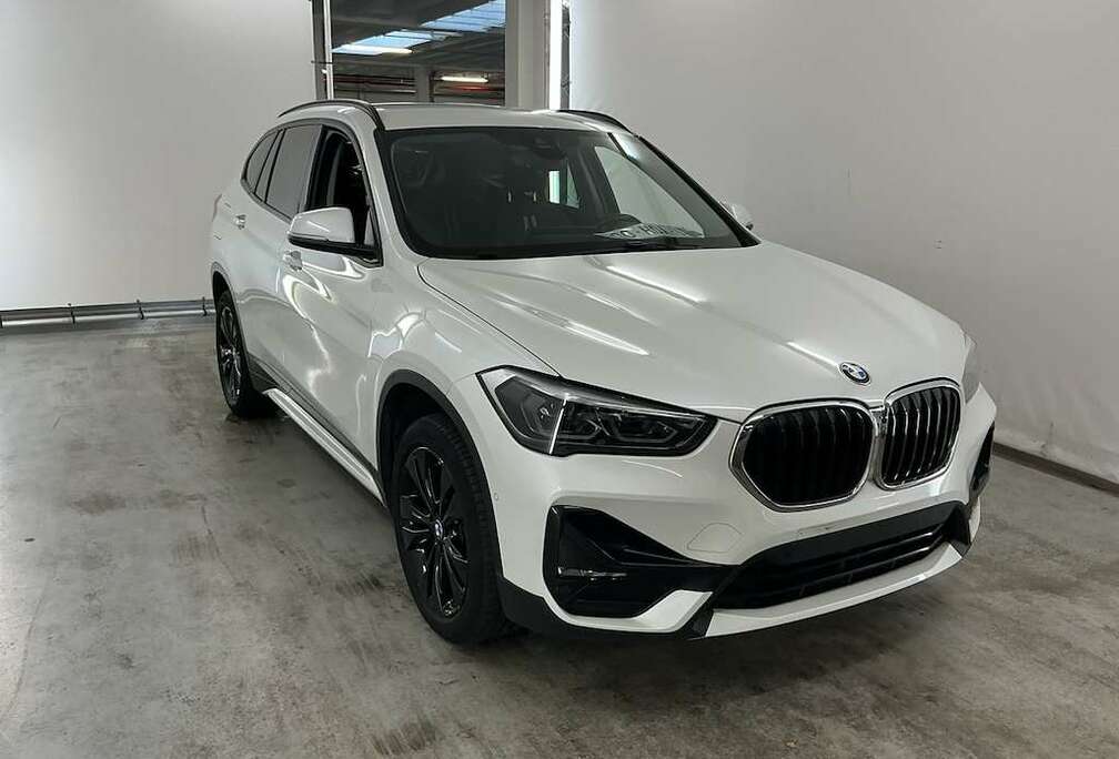 BMW X1*LOOK M TECHNIK*XENON*CARPPLAY*2L