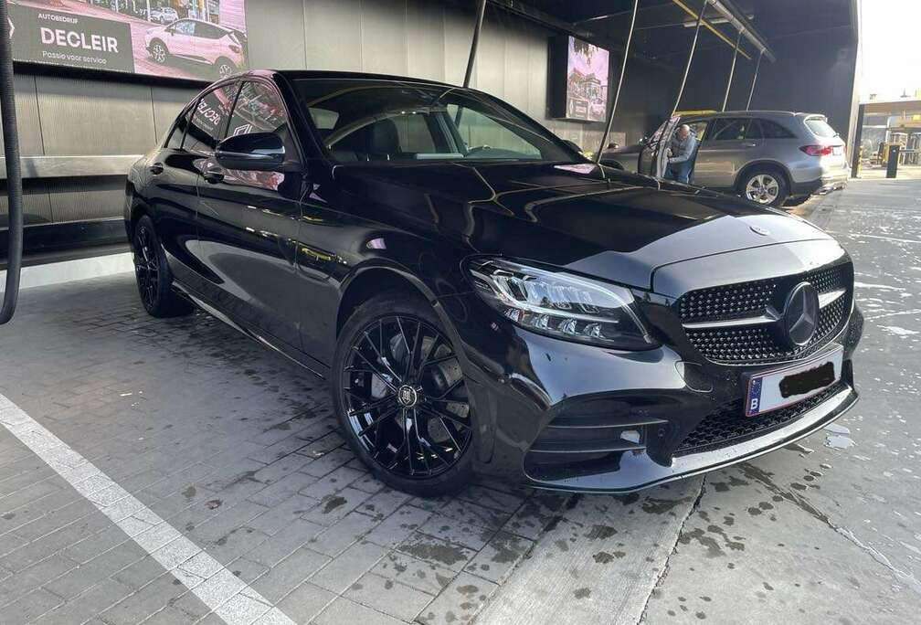 Mercedes-Benz C 300 e 4Matic 9G-TRONIC AMG Line