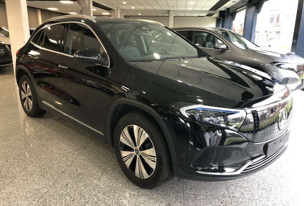 Mercedes-Benz EQA 350 4M, Keyless GO,Winter pack, Carplay