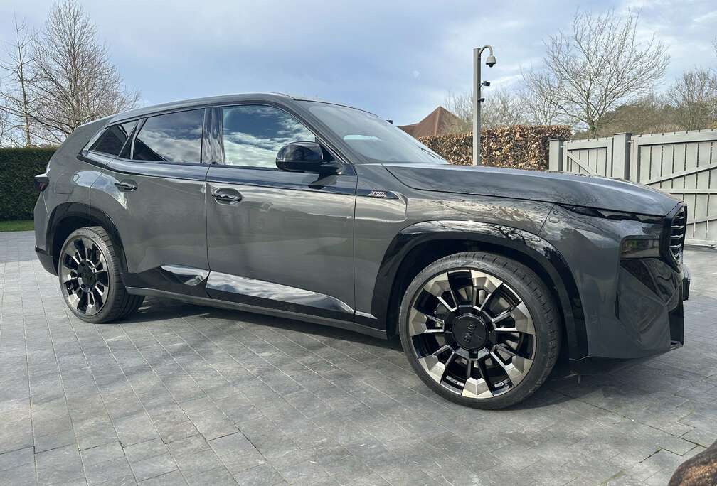 BMW XM PHEV 4.4AS  V8 652 PK